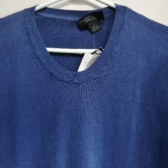 BNWT The Men's Store Bloomingdale's Sweater Blue Size Large - Picture 2 of 8